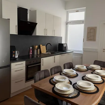 Lejlighed 200m2 12 Personen O2 Eg Offenbach am Main