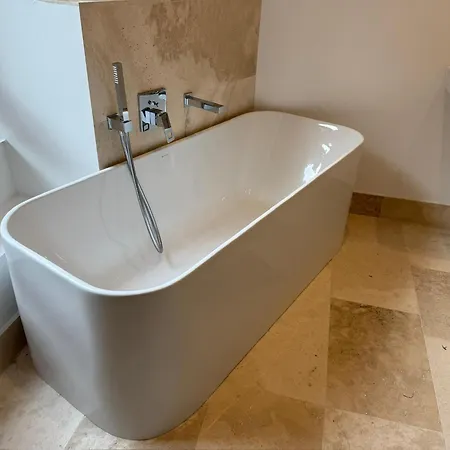 Апартаменты 200 M2 9 Betten O2 Eg